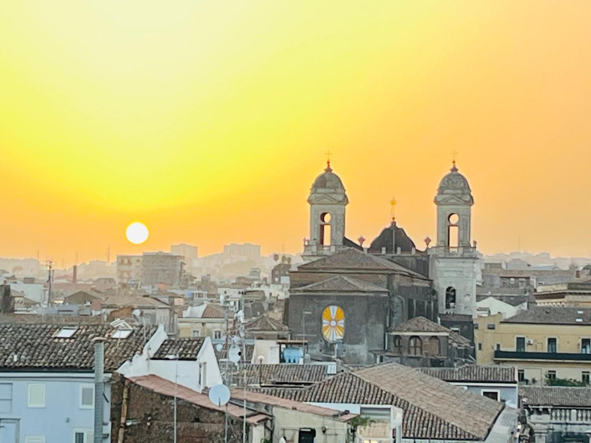 Appartamento La Terrazza Di Sant'Agata Aeroporto di Catania Fontana Rossa Esterno foto
